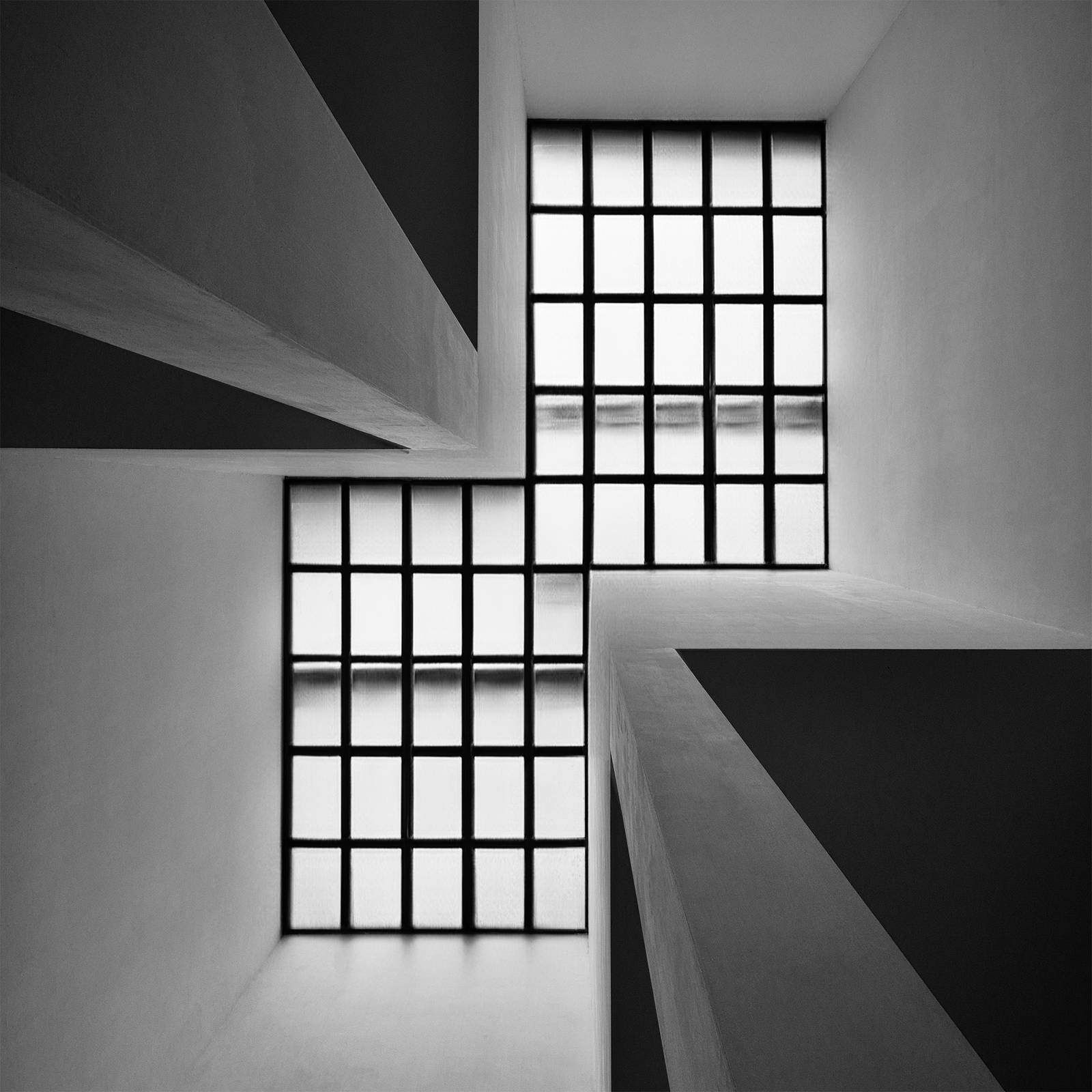 Hesabınıza daxil olun